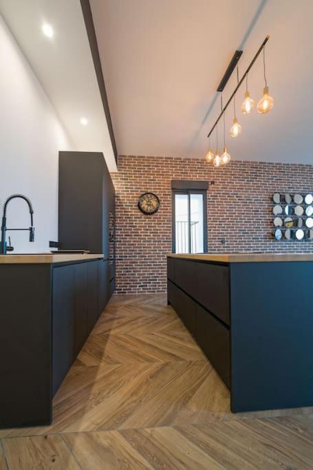 Appartement D'Exception En Centre Ville Sur Quai Сет Екстер'єр фото