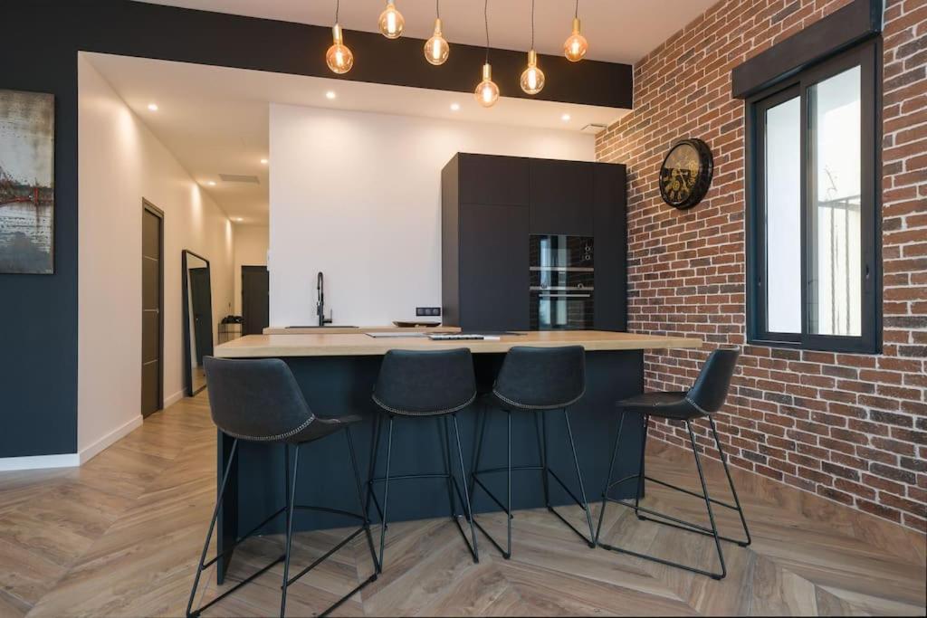 Appartement D'Exception En Centre Ville Sur Quai Сет Екстер'єр фото
